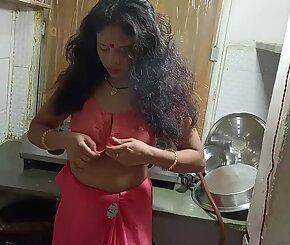 Indian Bhabhi In Sari Having Hardcore Sex